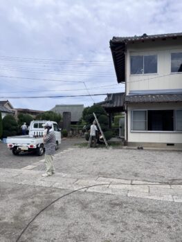 神社の植木の手入れをしました　溝沼氷川神社