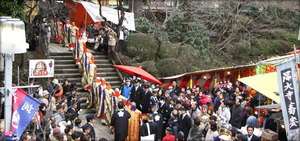 深大寺　だるま市